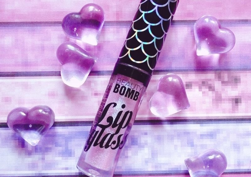 Блеск-плампер для губ Beauty Bomb Supernatural Магнит Косметик